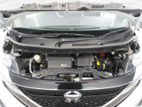 エンジンは車の心臓部分です。このエンジンルームが汚いとトラブルの基になります。当店は専用の液剤を使って徹底的に綺麗にします。