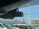日産純正ドライブレコーダーです。前方向けとルームミラーから車室内後方を撮影します。