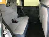 ゆとりある広々とした車内空間は、ドライブを始め買い物やレジャーなど、幅広く活躍します。一人でもみんなとでもお出かけを楽しみましょう!