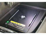 ワイヤレス充電搭載!対応した機器を置くだけで充電することが可能です!