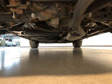下廻りの状態です(車両後方から)