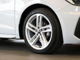 納車前のメンテナンス内容は車両ごとに異なりますので、商談時に詳細ににお打合せをさせていただきます。
