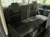 3列目シートはもちろん状態良好☆大人でもゆったりと座って頂けますので、大人数でのお出かけもラクラクです♪ご家族で、気の知れた仲間で、ドライブに行くのが楽しみですね♪