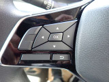 ステアリングスイッチが装備されておりステアリングから手を離す事無くオーディオ類の操作が可能ですので非常に便利です♪