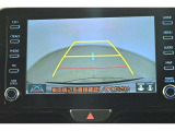 バックガイドモニター(バックモニター)付き。車庫入れが苦手な人も安心です!
