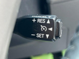 【クルーズコントロール】高速道路もラクラク走行。アクセルを離しても一定速度で走行ができ、長距離運転時の負担を軽減!加速・減速も簡単なスイッチ操作で調整できます。