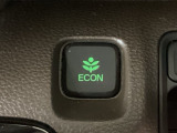 ★ECONスイッチ★ エコドライブを加速しよう!スイッチをONにすると、運転の仕方によるロスを抑え込み燃費をよくするようクルマが頑張ります(*^ー^*)燃費向上にチャレンジ♪