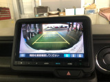 【バックカメラ】駐車時に安心のバックカメラが装備されています!