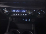 お車の取扱説明書・メンテナンスノート(記録簿)もございますのでディーラーで安心も買って下さい。