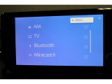 Bluetoothオーディオ対応しています。スマートフォンなどをカーオーディオへ無線で接続し、お気に入りの音楽を再生可能。