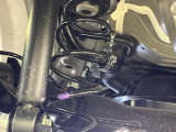 お車を安心してお乗りいただく為には、足回りの定期点検が欠かせません。サービスサポート(有償保証)では無料点検もご提供しており、安心のカーライフをお過ごしいただけるサポート体制が整っています。