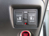 両側電動パワースライドドア付き。運転席からも簡単に開閉もできます。