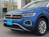 しっかりとしたプレスラインもVWの特徴です。光のゆがみがないきれいなボディが品質の高さの象徴です!