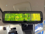 【デジタルルームミラー】後席の大きな荷物や同乗者で後方が確認しづらい時でも安心!カメラが撮影した車両後方の映像をルームミラー内に表示。クリアな視界で状況の確認が可能です!