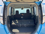 後席を格納すると、これだけの広さが!シーンに合わせたシートアレンジで、大きな荷物も積むことが出来ます♪