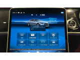 ウィンカー内蔵ドアミラーを開発したのは『メルセデス・ベンツ』です。他車からの視認性が高まり、事故の可能性を低減させています。更に、点灯部分はドライバーの視界に入らないように設計されています。