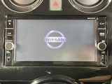 【純正ナビ】人気の純正ナビを装備。オーディオ機能も充実しており、Bluetooth接続すればお持ちのスマホやMP3プレイヤーの音楽を再生可能!毎日の運転がさらに楽しくなります!!