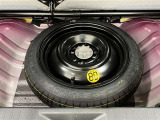 スペアタイヤも付いて、パンクや不測の事態が起きても安心です!
