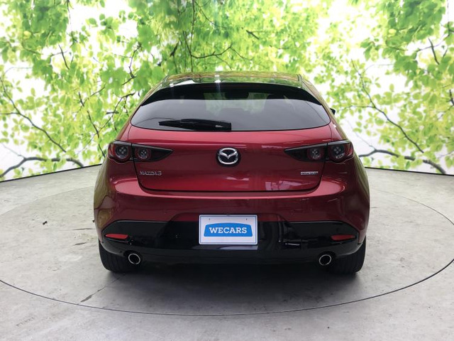 マツダ MAZDA3ファストバック 1.8 XD バーガンディ セレクション の