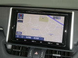 【9インチ純正ナビ】純正ナビを装備。タッチパネル式で使いやすく、詳細地図により目的地をピンポイントで設定できます。初めての道でも迷いにくく、ロングドライブも快適ですよ♪