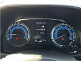 大きくて見やすいスピードメーター、スピードは控えめに、安全、エコドライブ♪