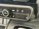 【シートヒーター】シートヒーター装備車です。寒い冬に乗車中とても暖かく快適に移動できます。冷え性の方にピッタリの装備です!