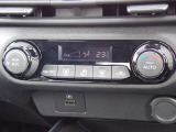 フルオートエアコンで車内はいつも快適です♪