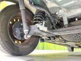 お車を安心してお乗りいただく為には、足回りの定期点検が欠かせません。サービスサポート(有償保証)では無料点検もご提供しており、安心のカーライフをお過ごしいただけるサポート体制が整っています。