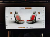 【全席シートヒーター】フロント、リアシートに3段階調節が可能なシートヒーターが内蔵されております。寒い日などに重宝するオプション装備です。