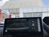 バックガイドモニターで、後方を確認しながら安心して駐車することができます。運転初心者も熟練者も必須の機能ですよ!
