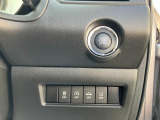 キーレスプッシュスタート。豊富な装備も魅力的!各機能の切り替えボタンは運転席から操作ラクラク。