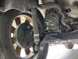 お車を安心してお乗りいただく為には、足回りの定期点検が欠かせません。サービスサポート(有償保証)では無料点検もご提供しており、安心のカーライフをお過ごしいただけるサポート体制が整っています。