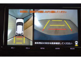 バックモニター付き。 車両後方の映像がナビ画面に表示されるので、車庫入れが苦手な人も安心です。ただし、目視確認もお忘れなくお願いいたします。