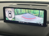 【360&deg;ビューモニター】専用のカメラにより、上から見下ろしたような視点で360度クルマの周囲を確認することができます☆死角部分も確認しやすく、狭い場所での切り返しや駐車もスムーズに行えます。