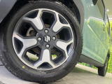 【純正15インチアルミホイール】外観にマッチした純正アルミホイールを装着しております。各種社外アルミホイールや、スタッドレスタイヤも取扱いしております。是非ご相談ください♪