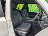 運転席シート廻りは使用感も少なく、良好な状態となっています。丁寧に使われていたことがよくわかりますね。