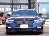 BMW在庫保有台数常時100台以上!ご来店の際はBMW本店(厚木市下荻野140-1)にご来店ください!弊社自慢の全天候型ショールーム!BMW在庫保有台数常時100台以上ございます!