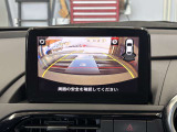バックカメラにより後方の視認性を確保。駐車や狭い場所での取り回しも安心して行えます。