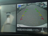 ☆全周囲カメラが駐車をアシスト☆4つの高解像度カメラで車の周囲を撮影!見えにくい死角の駐停車も驚く程に楽々です。バックカメラは、車庫入れの時は勿論、後方の安全確認もできて安心です♪