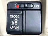 【パワースライドドア】スマートキーや運転席のスイッチでスライドドアの開閉が可能♪電動だから力を入れてドアを開ける必要が無く、小さいお子様でも、重い荷物を持っている時もラクに開け閉めできます♪