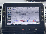メモリーナビはタッチパネル式で簡単操作。TVもフルセグですので映像もとっても綺麗です。音楽録音も楽しめます。お好きな音楽を聞きながらドライブをお楽しみ下さい