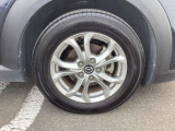 純正のアルミホイール!足元までカッコよく決まってます!
