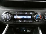 オートエアコン装備です。オートで空調を行ってくれるので車内は、とっても快適!だからドライブもさらに楽しい!