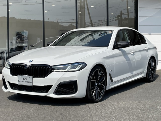 5シリーズセダン M550i xドライブ 4WD 
