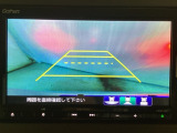 バックでの車庫入れも安心です! リアカメラが付いているバックモニター付のナビを装備しております。操作線もついており距離感も画面から確認できます。