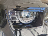【プレミアムLEDヘッドライトシグネチャーDRL】デイタイムラーニングライト機能付きのLEDヘッドライトですデイライトにより昼間の視認性も上がりもらい事故などの減少につながります。