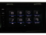 純正ナビ Discover Pro を装備、CD/DVDやラジオのほかSDカード、USB、Bluetoothも対応しております。