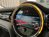 車両の詳細、ご質問につきましては、弊社営業スタッフまでお気軽にご連絡下さいませ。遠方のお客様には実車の詳細画像送信も承ります。お客様からのお問合せをお待ち致しております。無料ダイヤル 0078-6002-715008