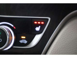 シートヒーター装備付き車!!座席に埋め込まれた電熱線によりシートを暖めることが出来る装備で、温められたシートは、寒い冬には最適です!!