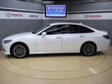 クラウン ハイブリッド 2.5 G エグゼクティブ Four 4WD 